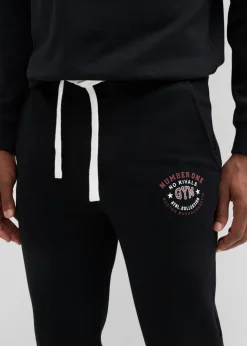 Pantalón de chándal con detalles deportivos