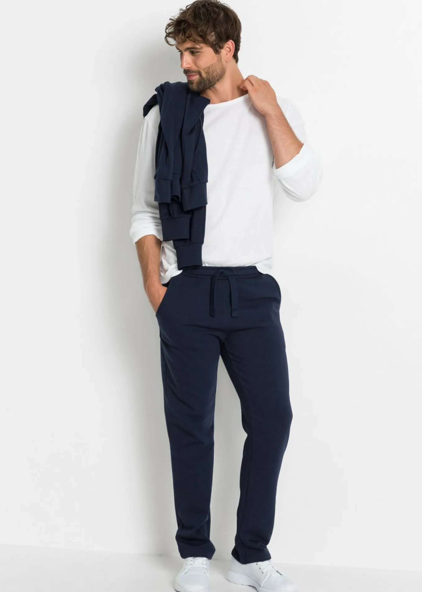 Pantalón de chándal con interior suave y dobladillo recto