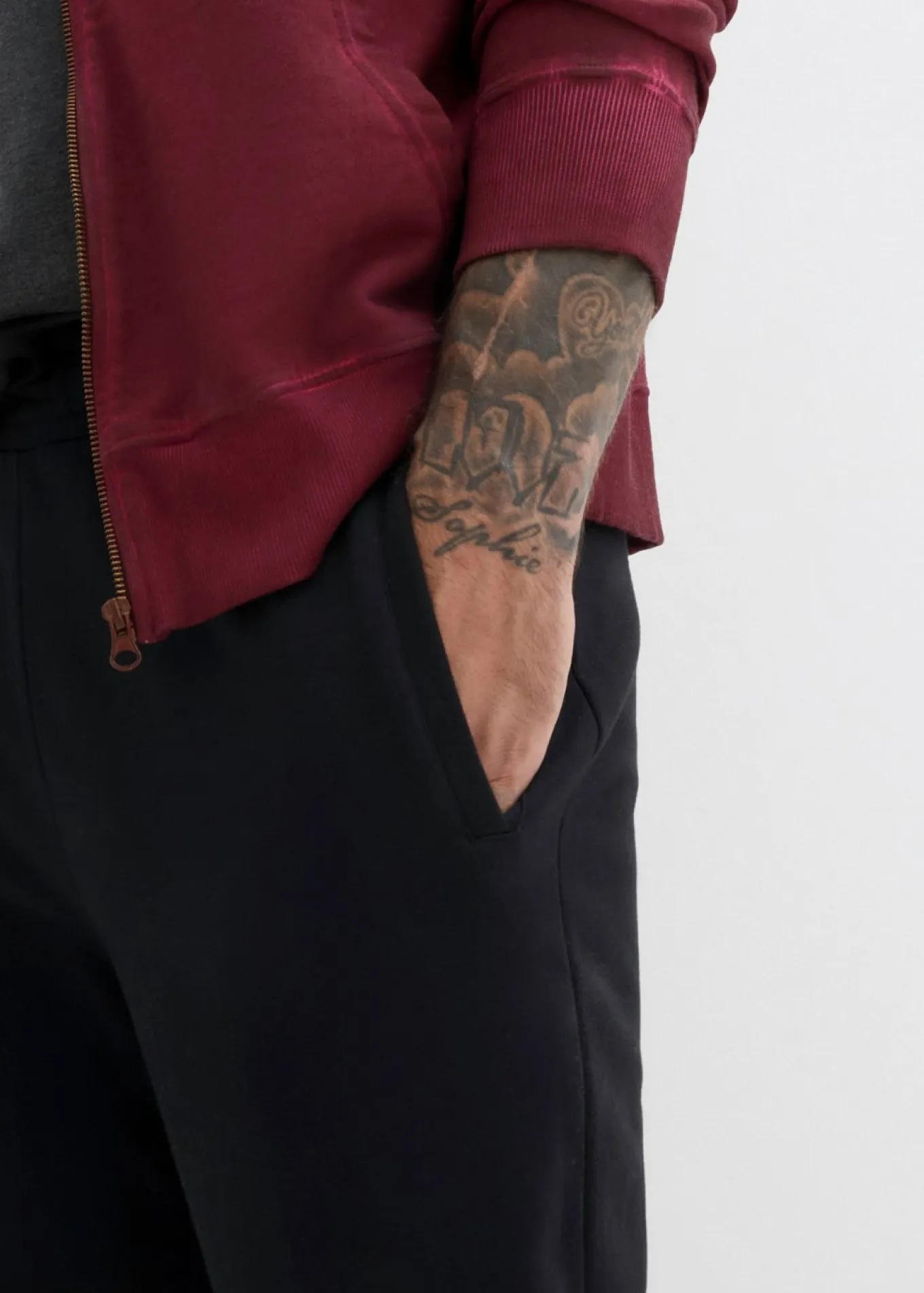 Pantalón de chándal de algodón orgánico puro con corte regular