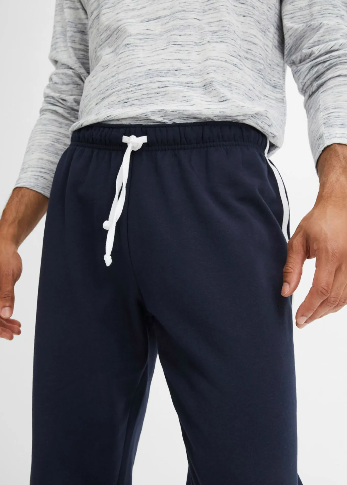 Pantalón de chándal loose fit con detalles en contraste (2 unidades)