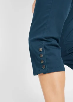 Pantalón de corte capri con cintura elástica y botones