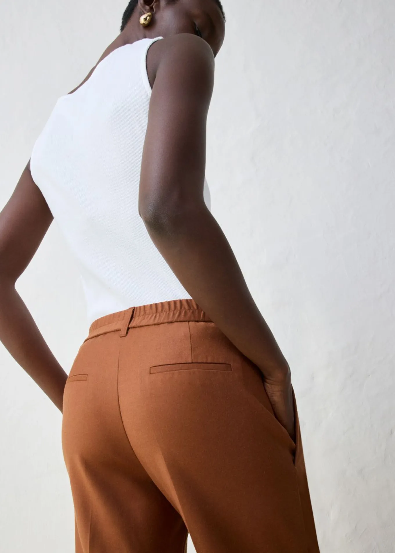 Pantalón de lana con pinzas