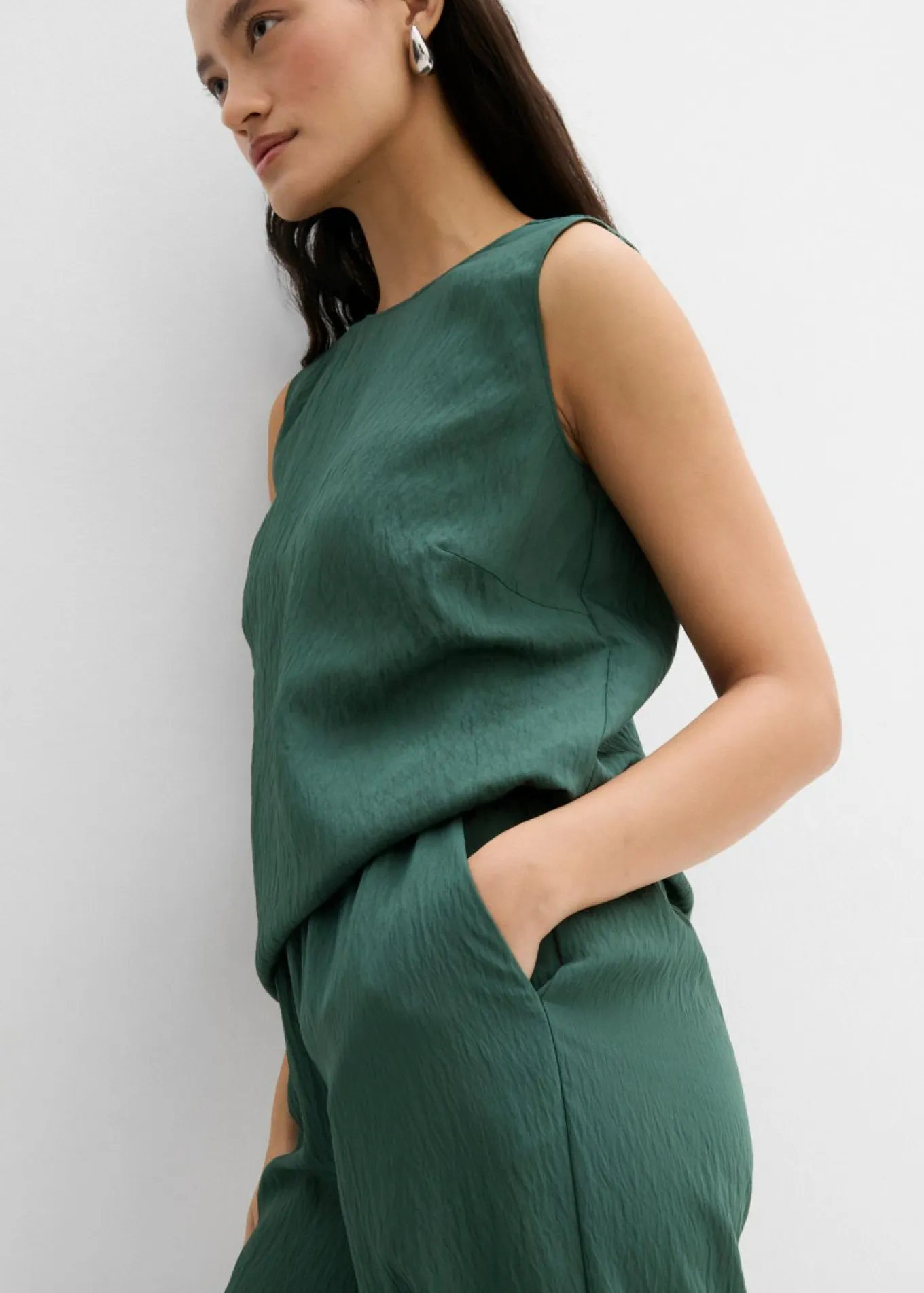 Pantalón de mezcla arrugada de viscosa con estructura