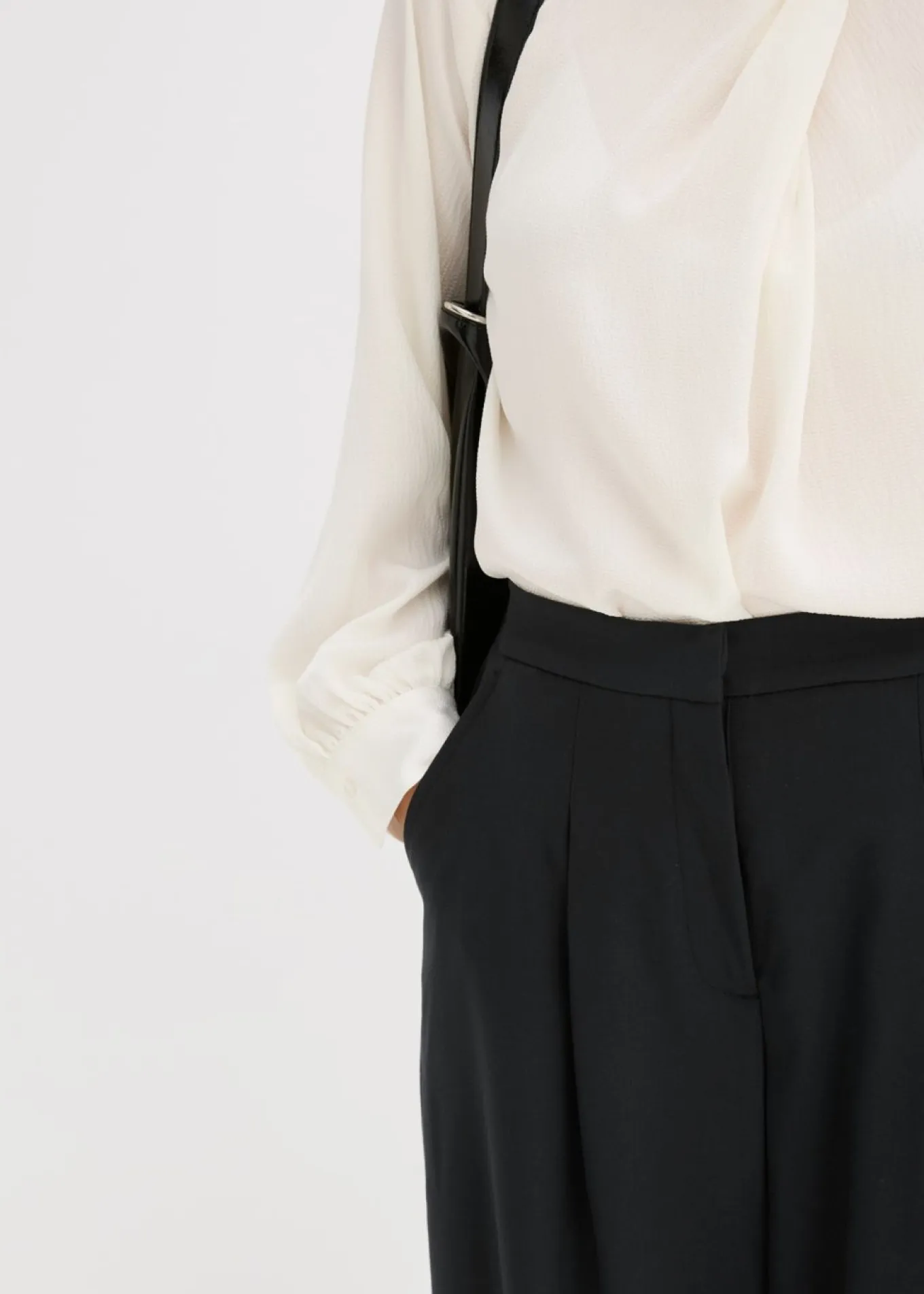 Pantalón de mezcla de viscosa con diseño barrel