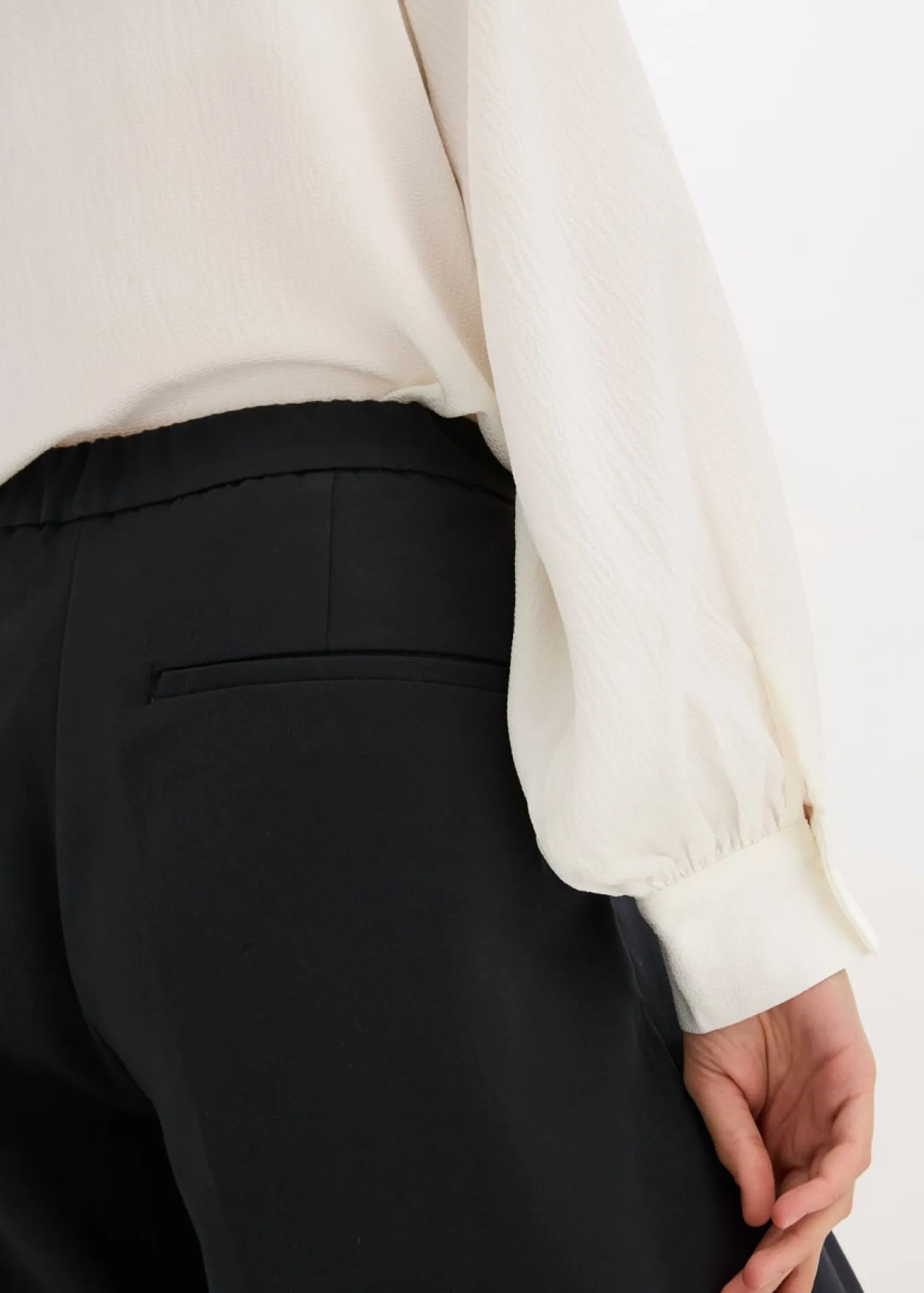 Pantalón de mezcla de viscosa con diseño barrel