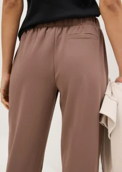 Pantalón de neopreno con cintura cómoda