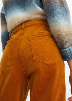 Pantalón de pana