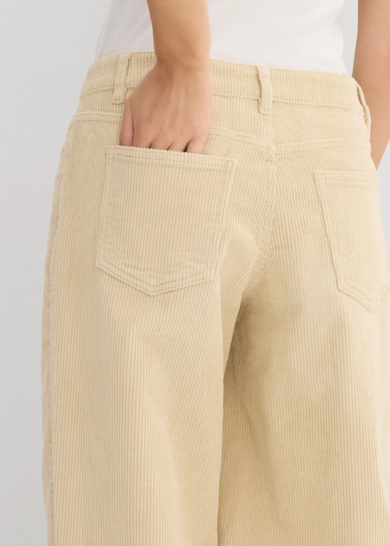 Pantalón de pana barrel, mid waist