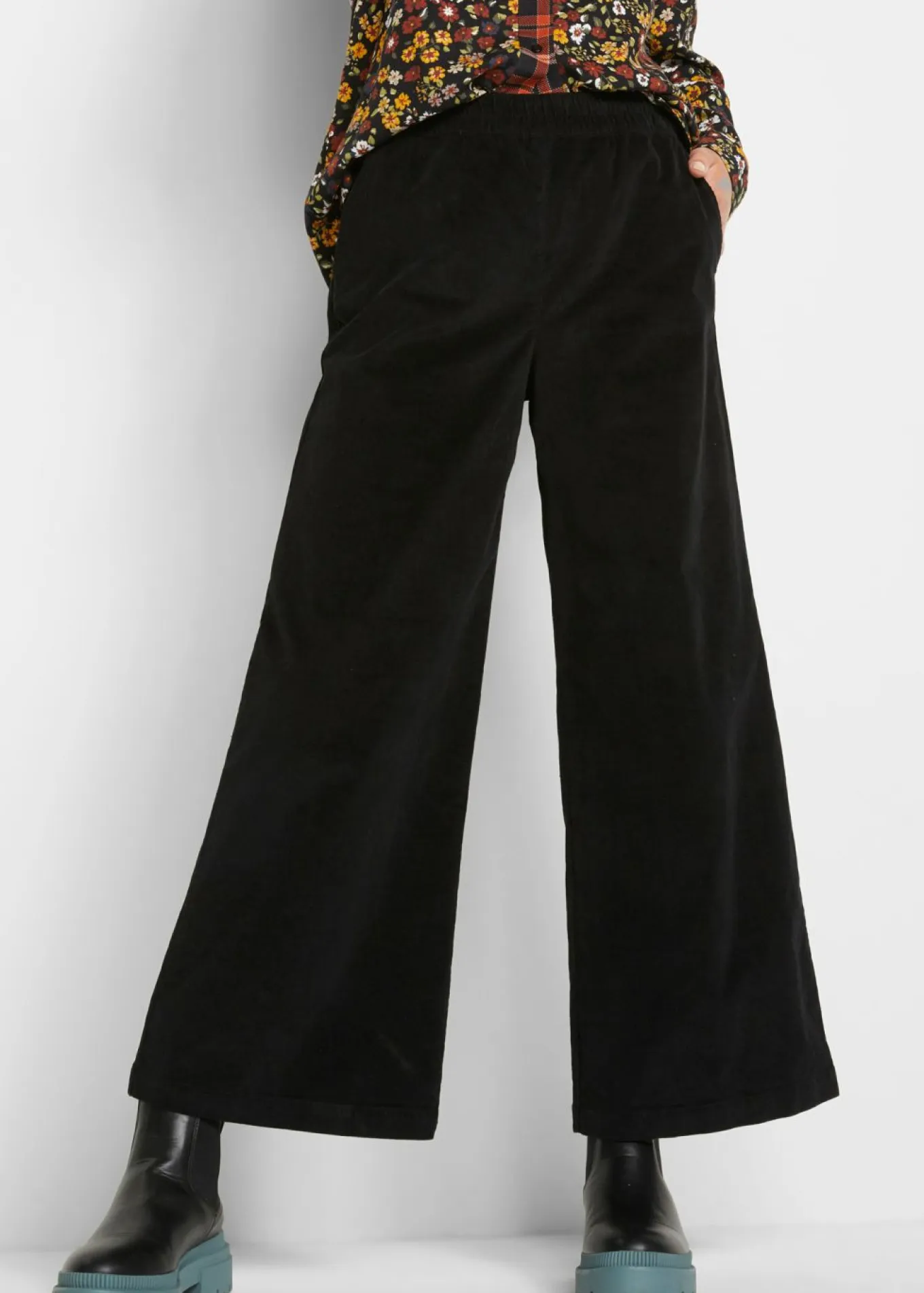 Pantalón de pana con cintura cómoda, high waist
