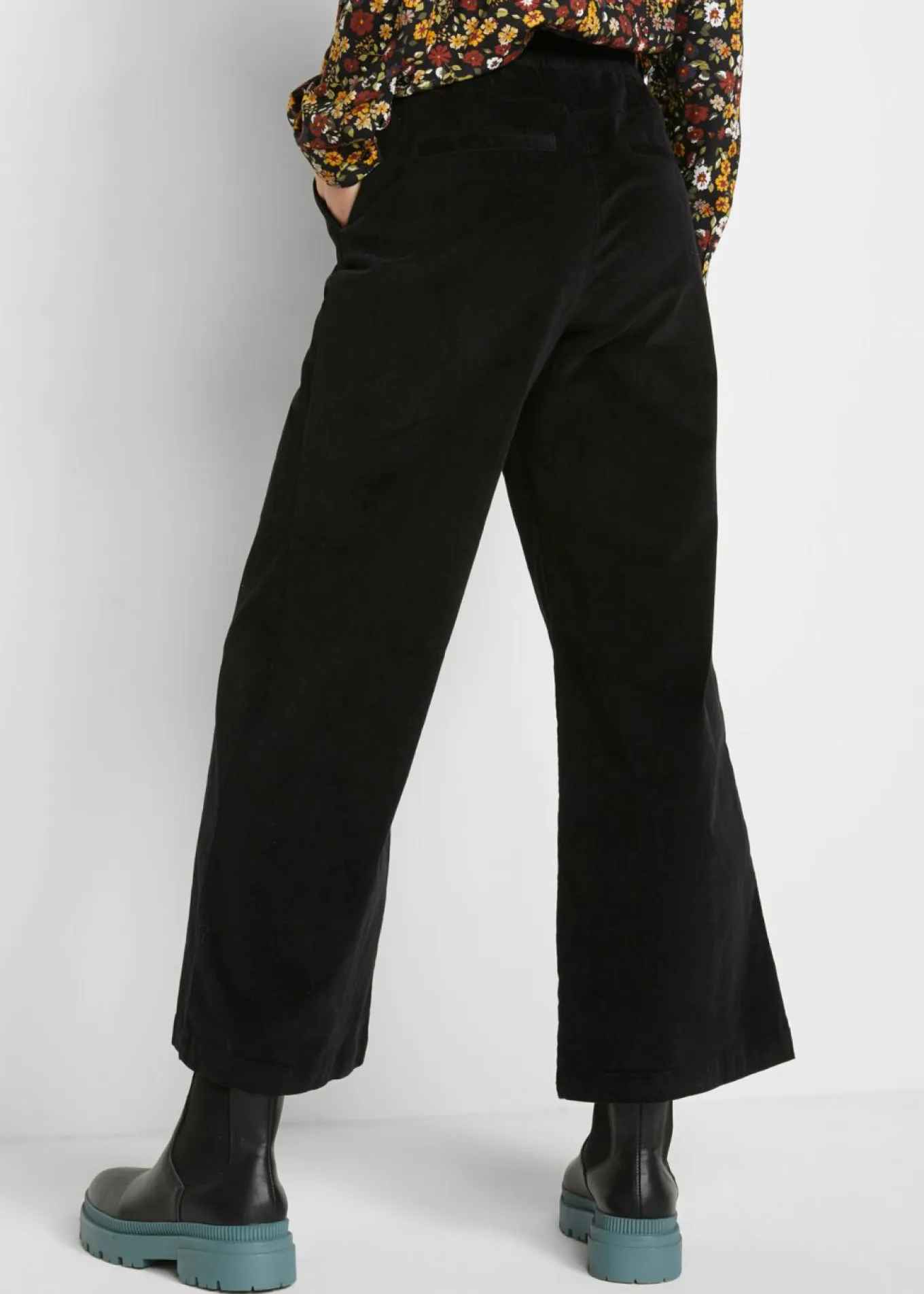 Pantalón de pana con cintura cómoda, high waist