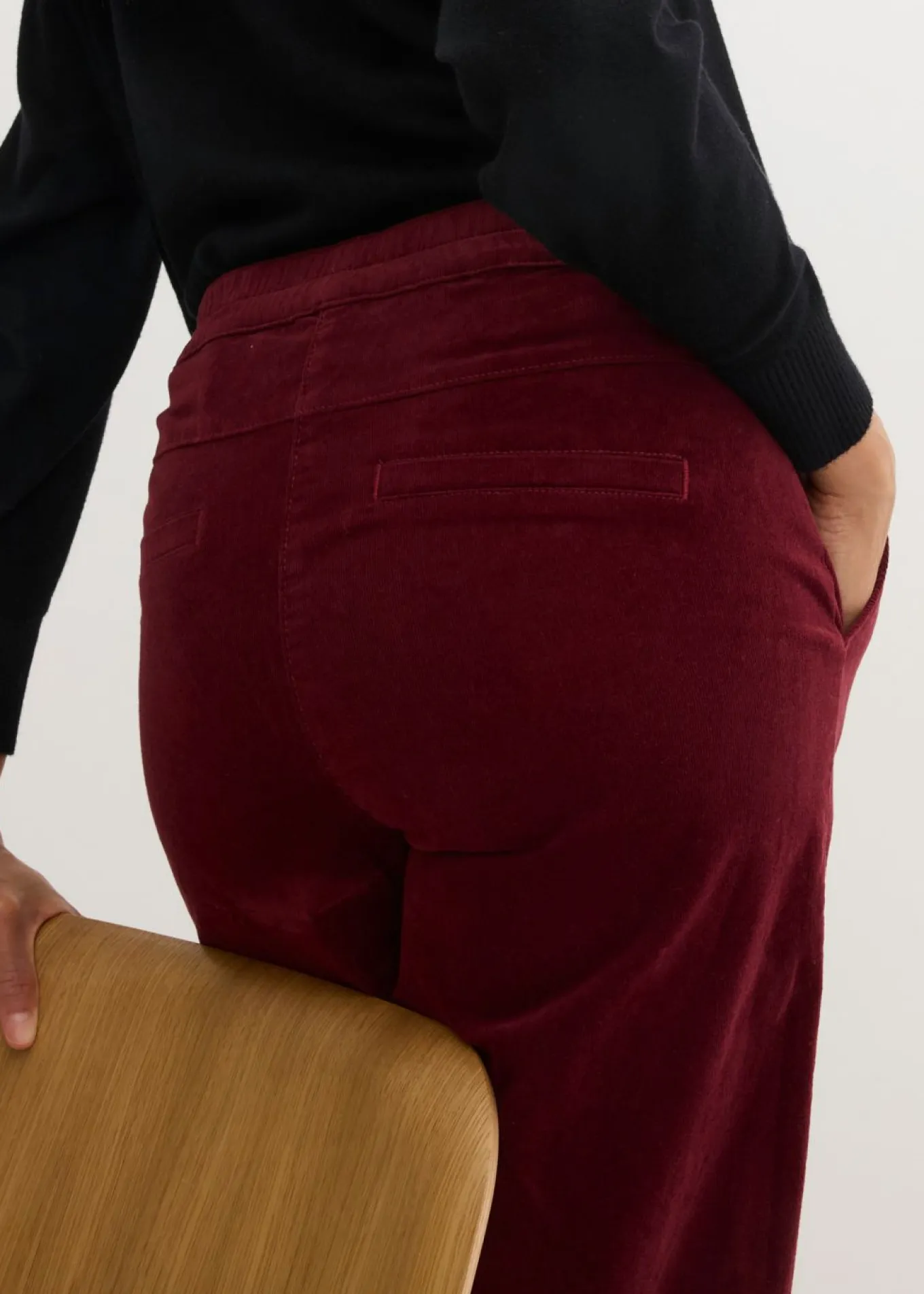 Pantalón de pana con cintura cómoda, high waist