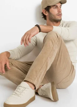 Pantalón de pana elástica con corte cómodo slim