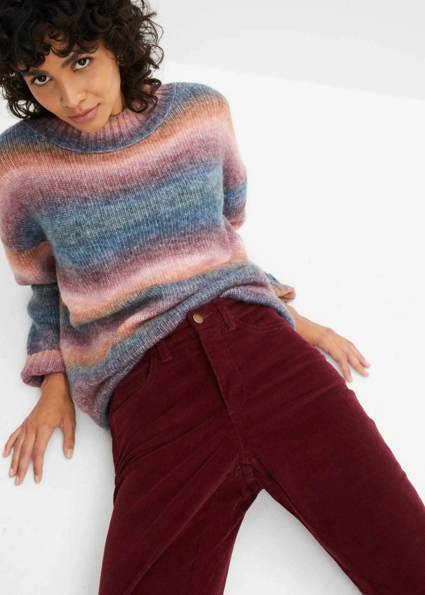 Pantalón de pana elástico con cómoda cintura high waist