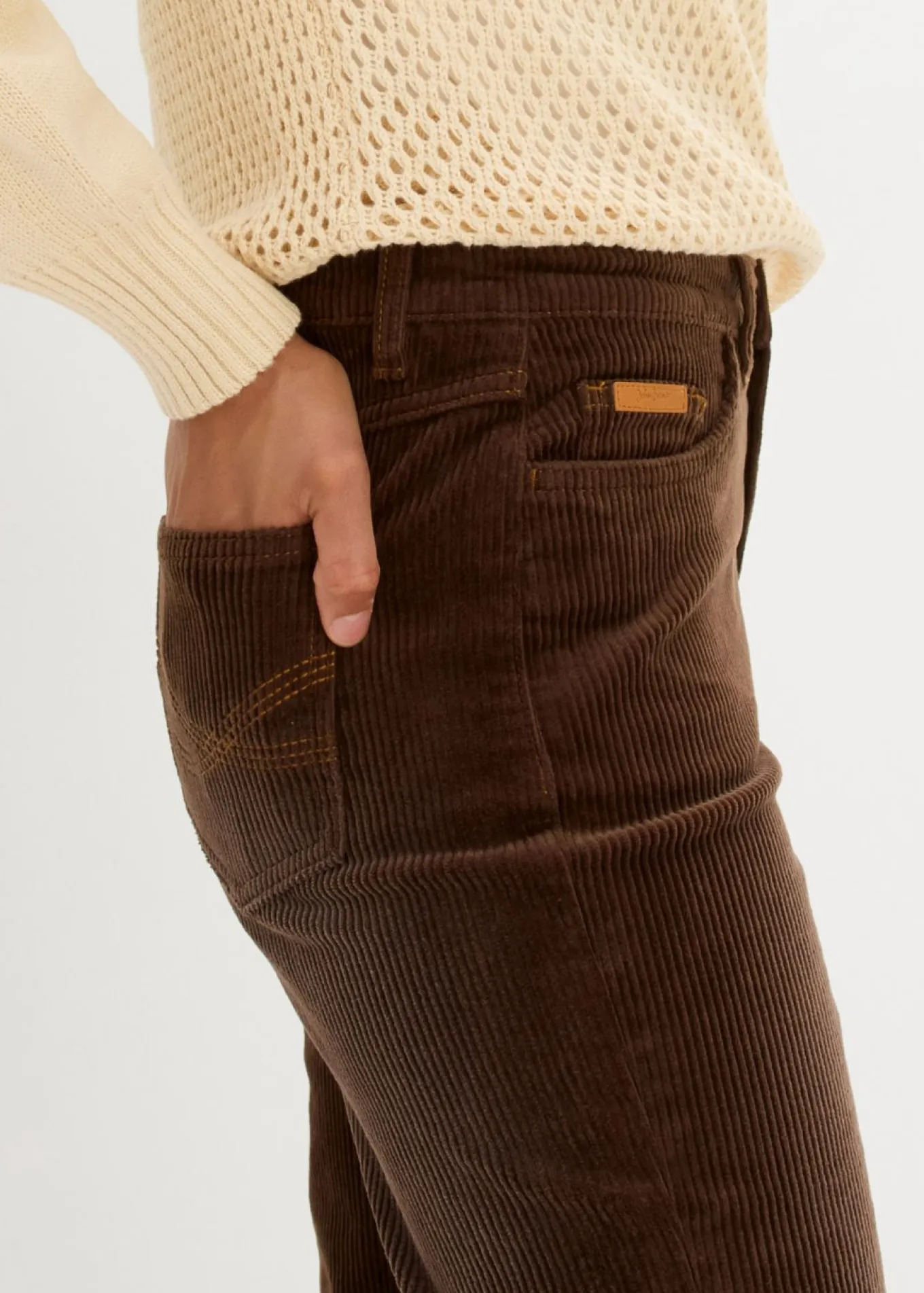 Pantalón de pana elástico de corte ancho