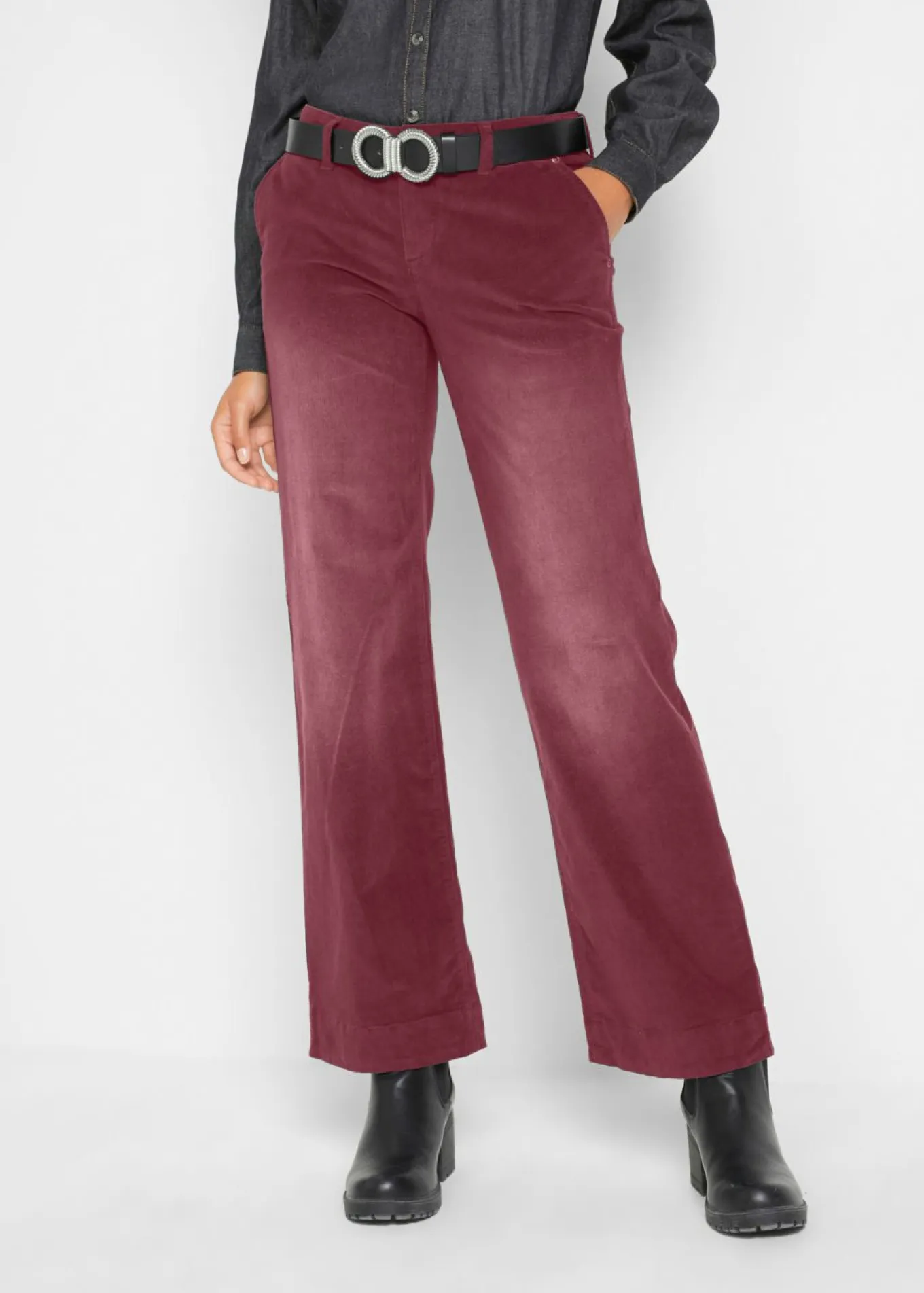 Pantalón de pana elástico de corte ancho