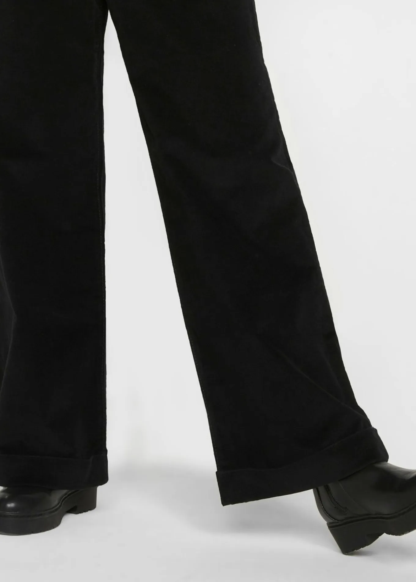Pantalón de pana elástico y ancho, high waist