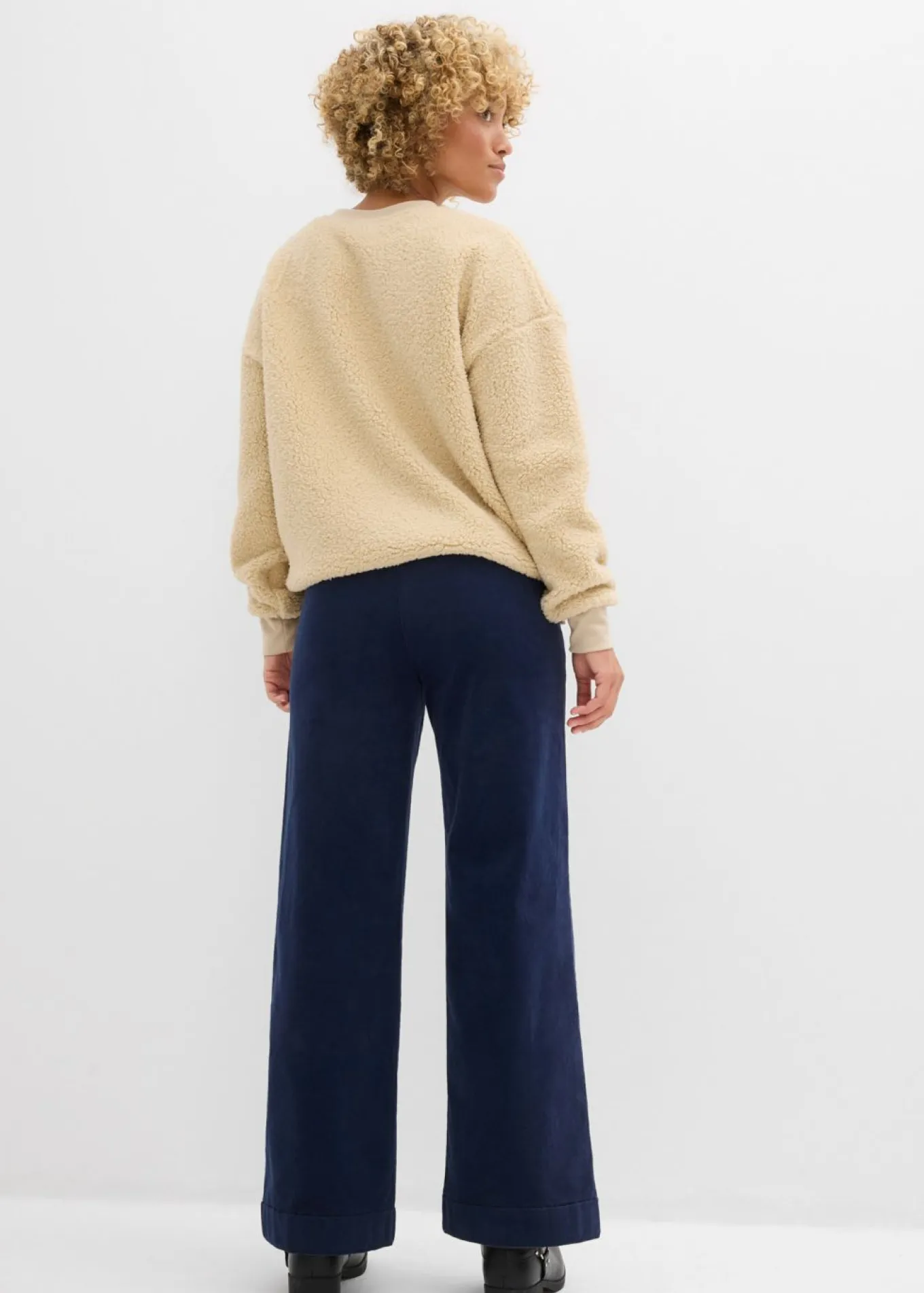 Pantalón de pana elástico y ancho, high waist