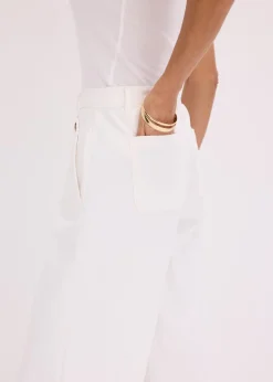 Pantalón de pernera ancha con elástico