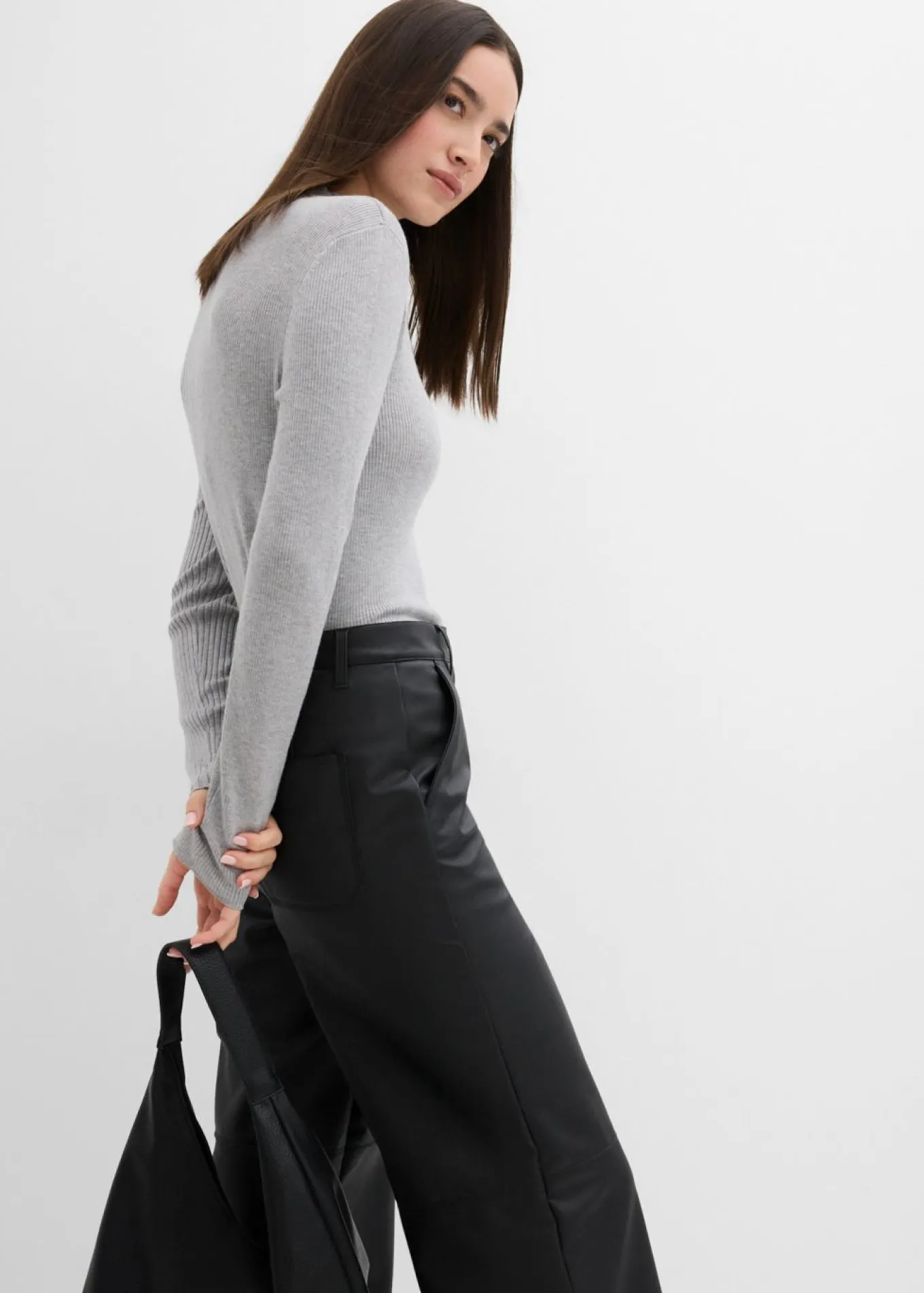 Pantalón de piel sintética