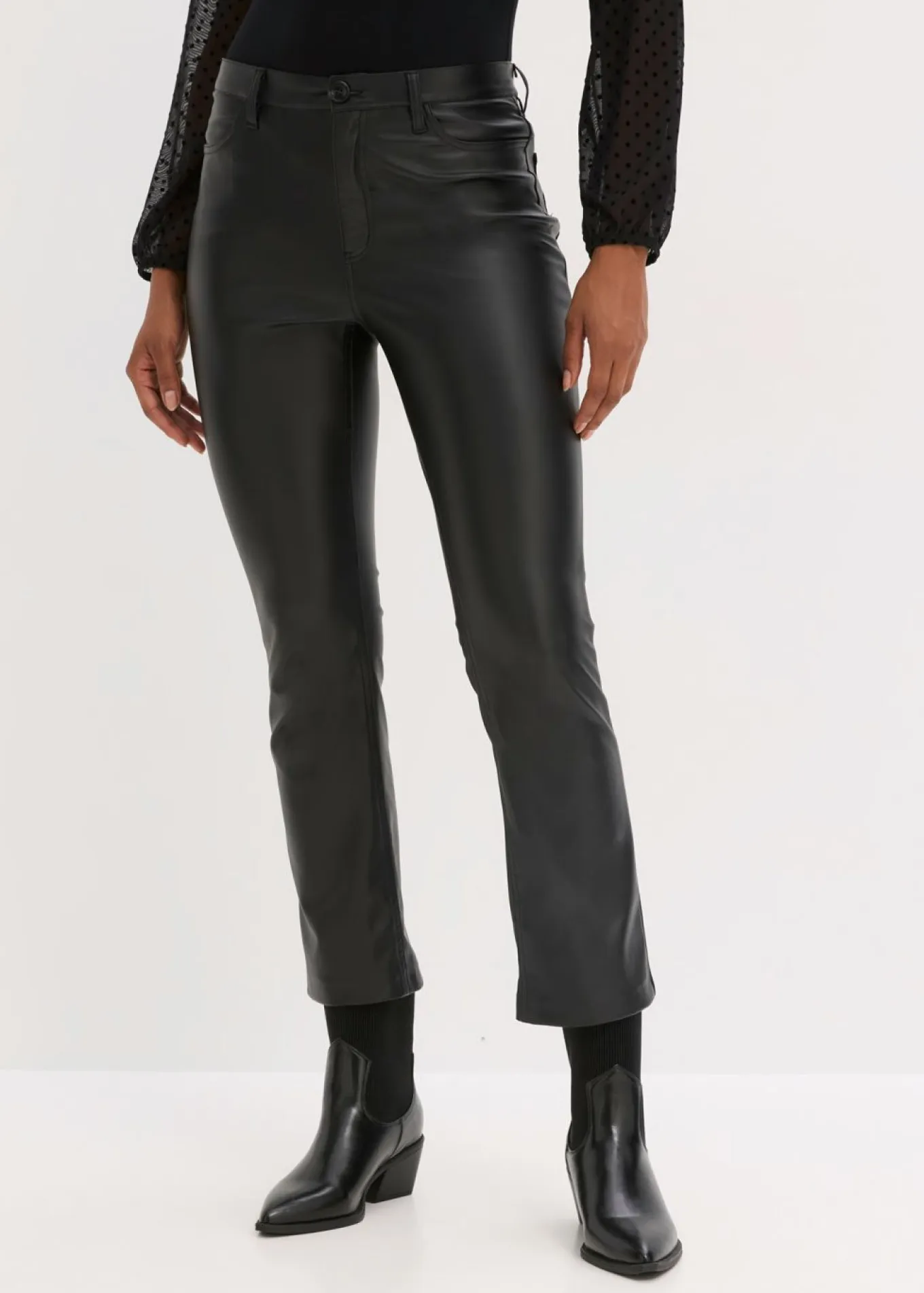 Pantalón de piel sintética