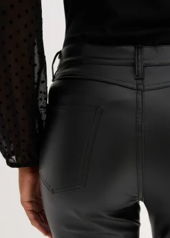 Pantalón de piel sintética
