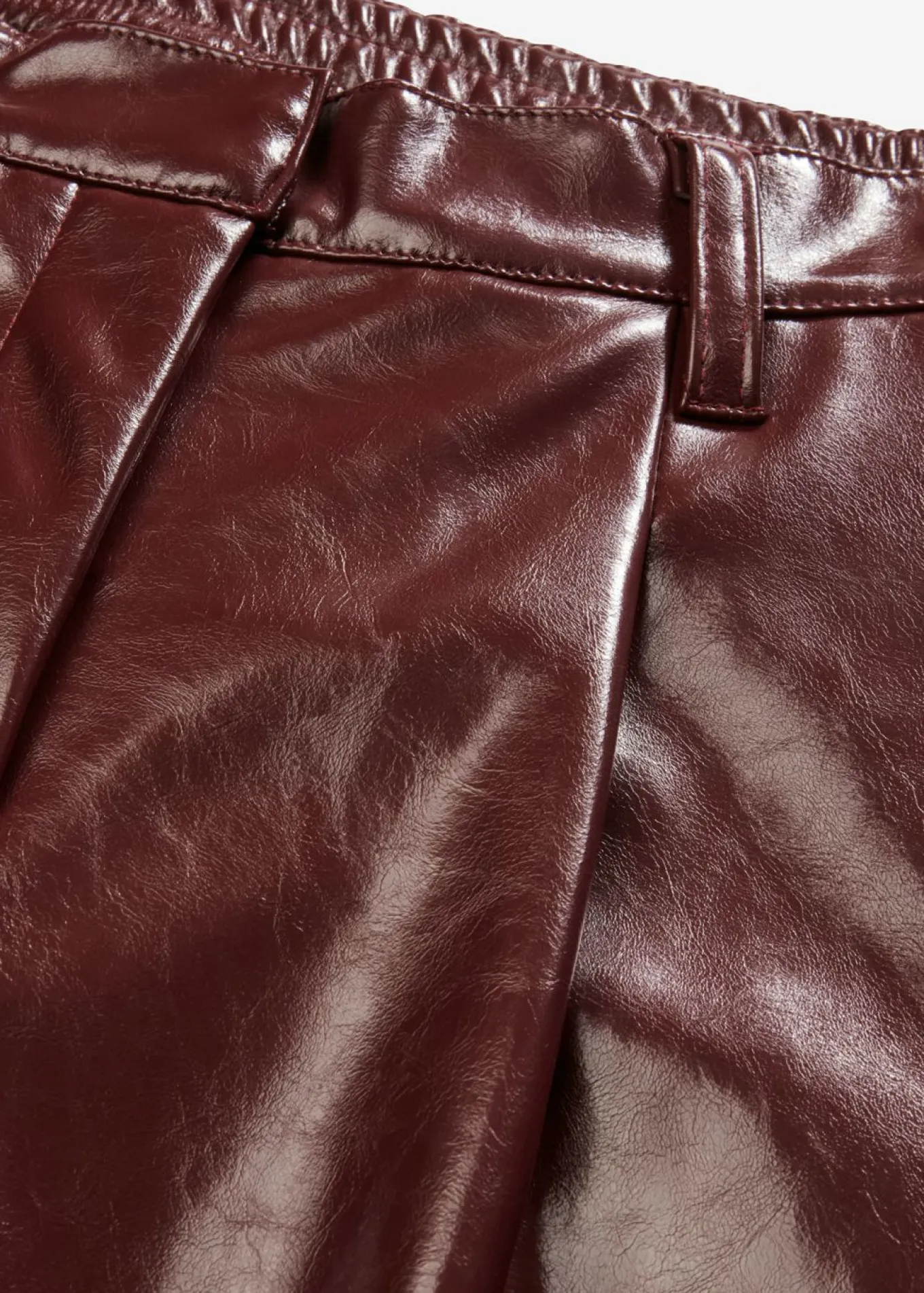 Pantalón de piel sintética
