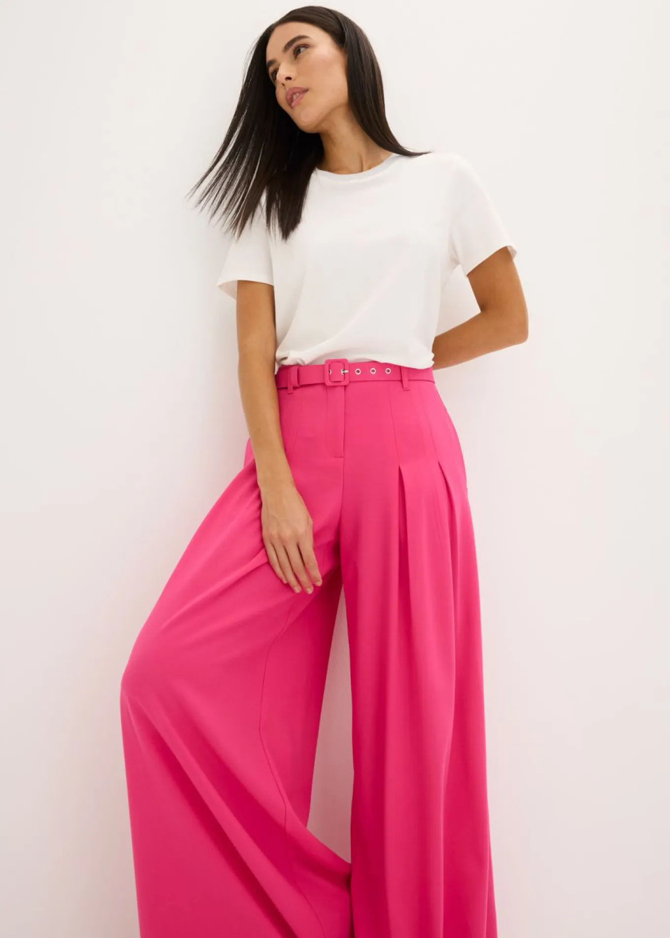 Pantalón de pinzas con cinturón (2 piezas)