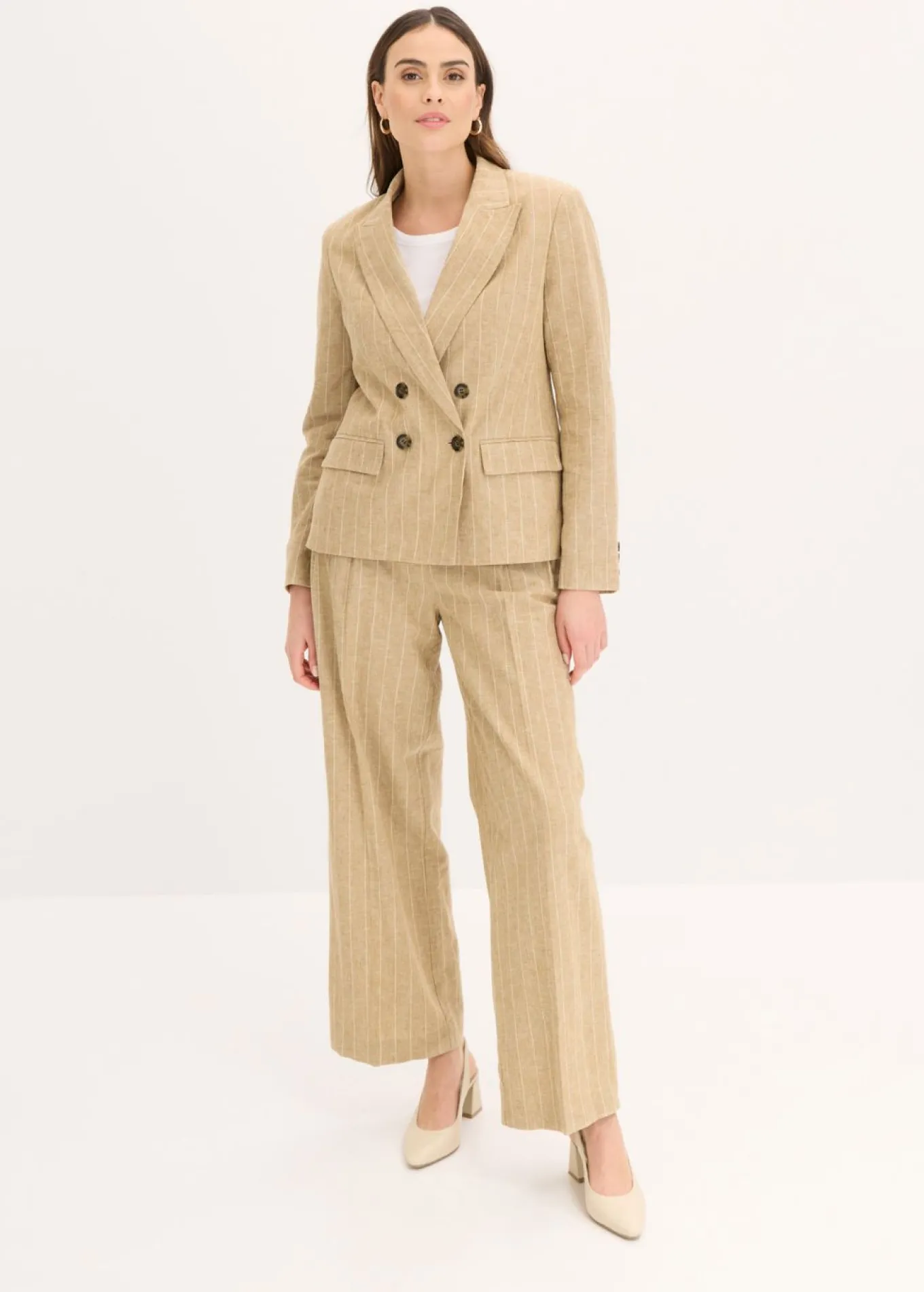 Pantalón de pinzas con contenido de lino