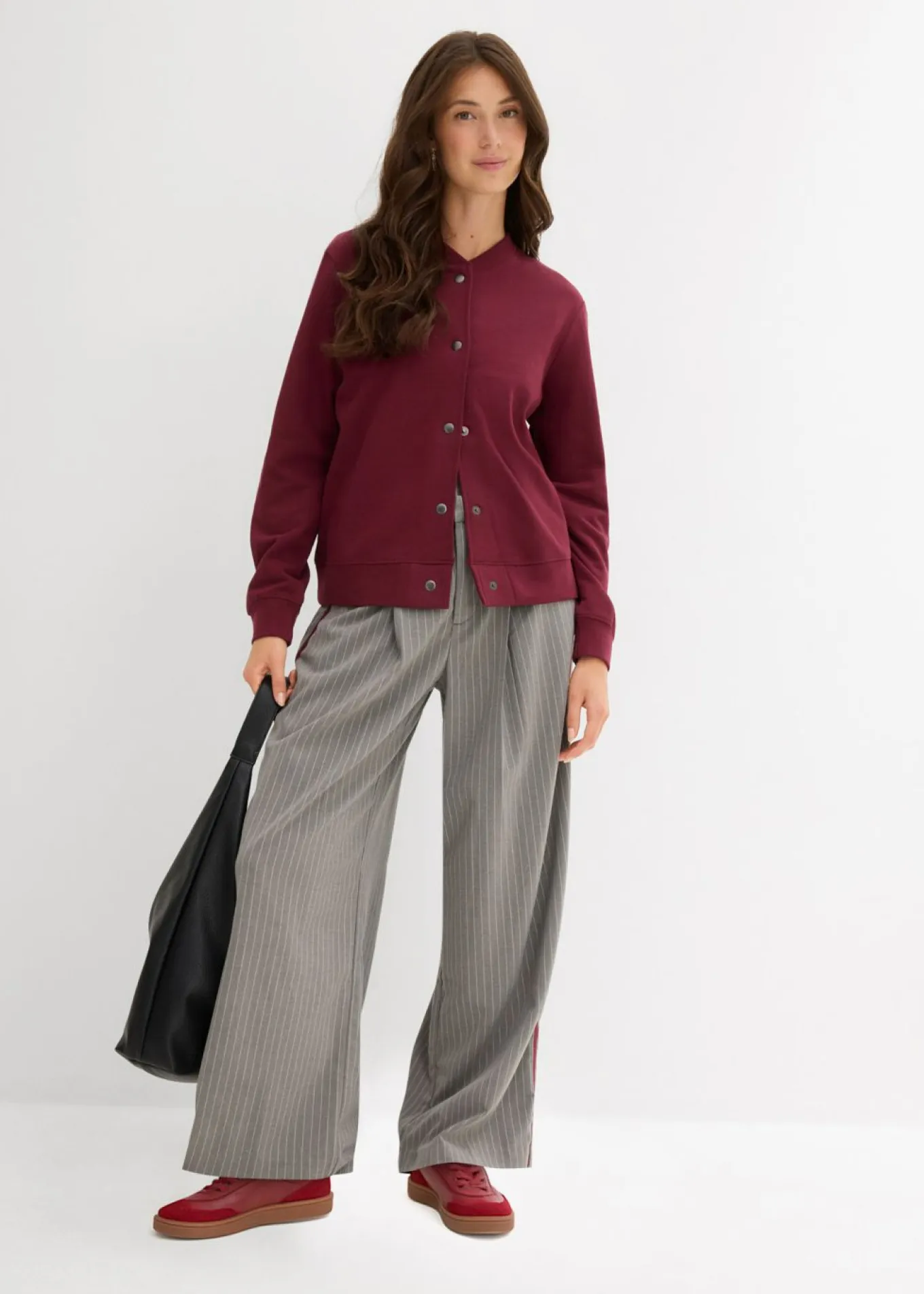 Pantalón de pinzas con rayas de contraste