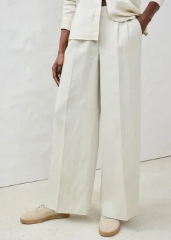 Pantalón de pinzas de lino puro