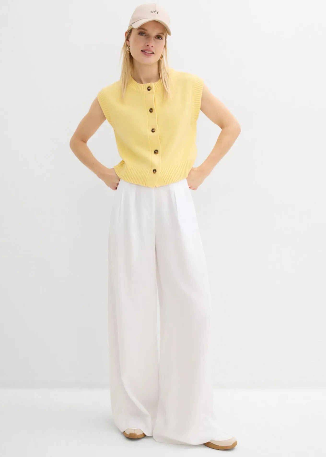 Pantalón de pinzas de lyocell fluido
