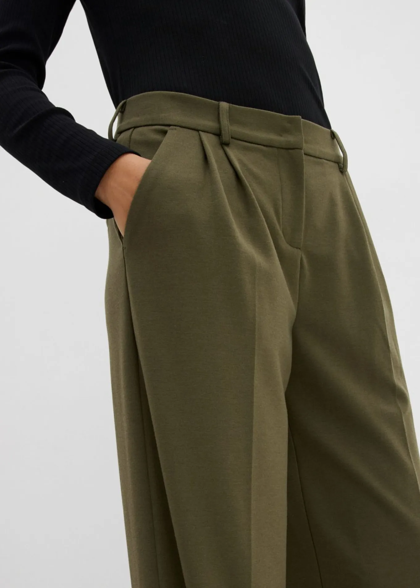 Pantalón de pinzas de mezcla de viscosa