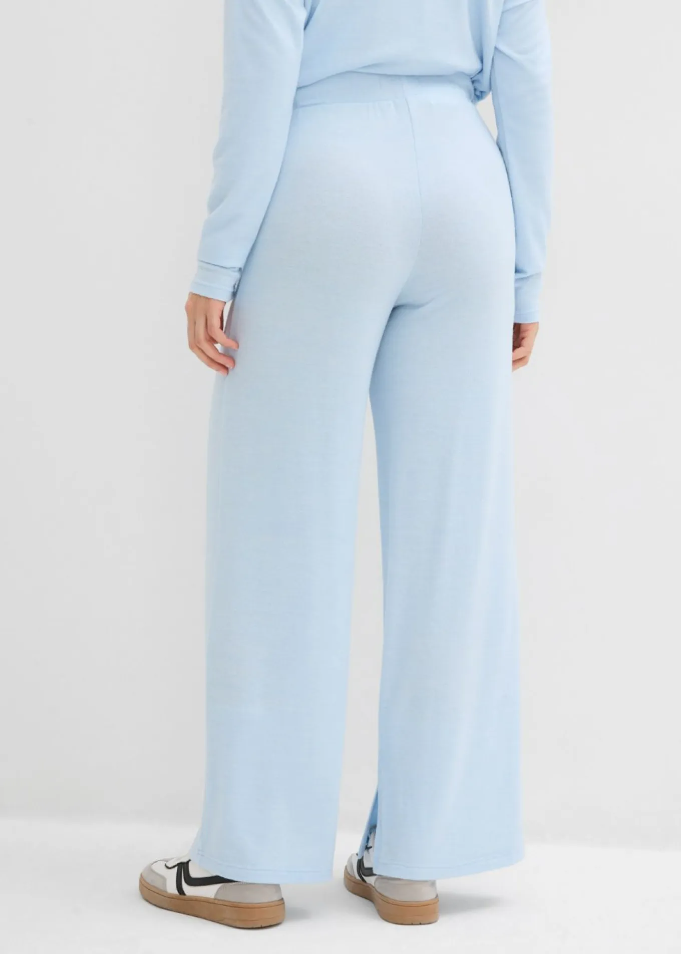 Pantalón de punto con aspecto de punto