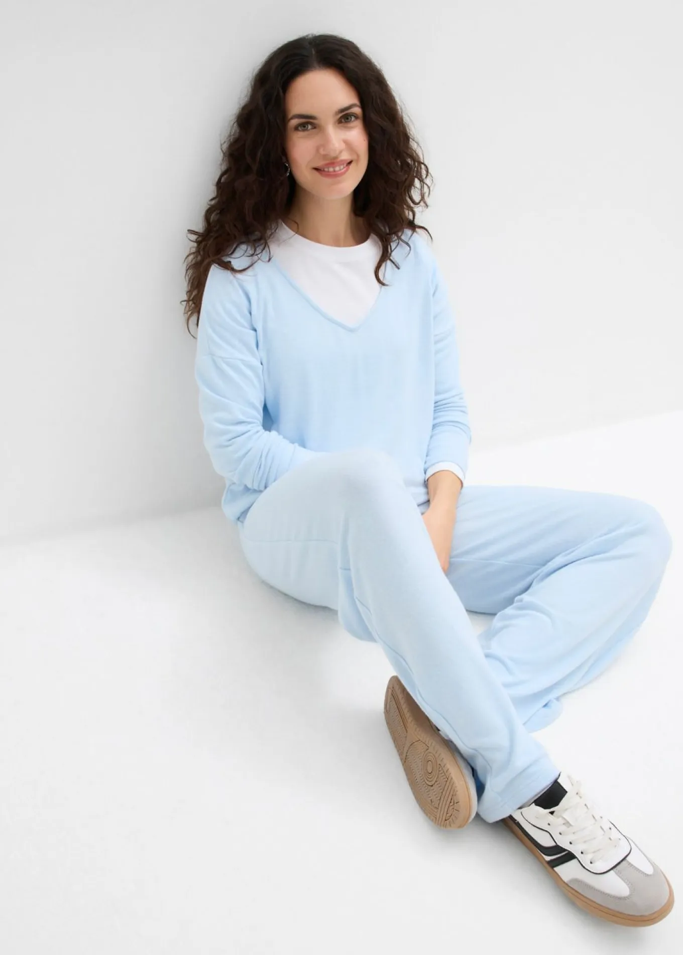 Pantalón de punto con aspecto de punto