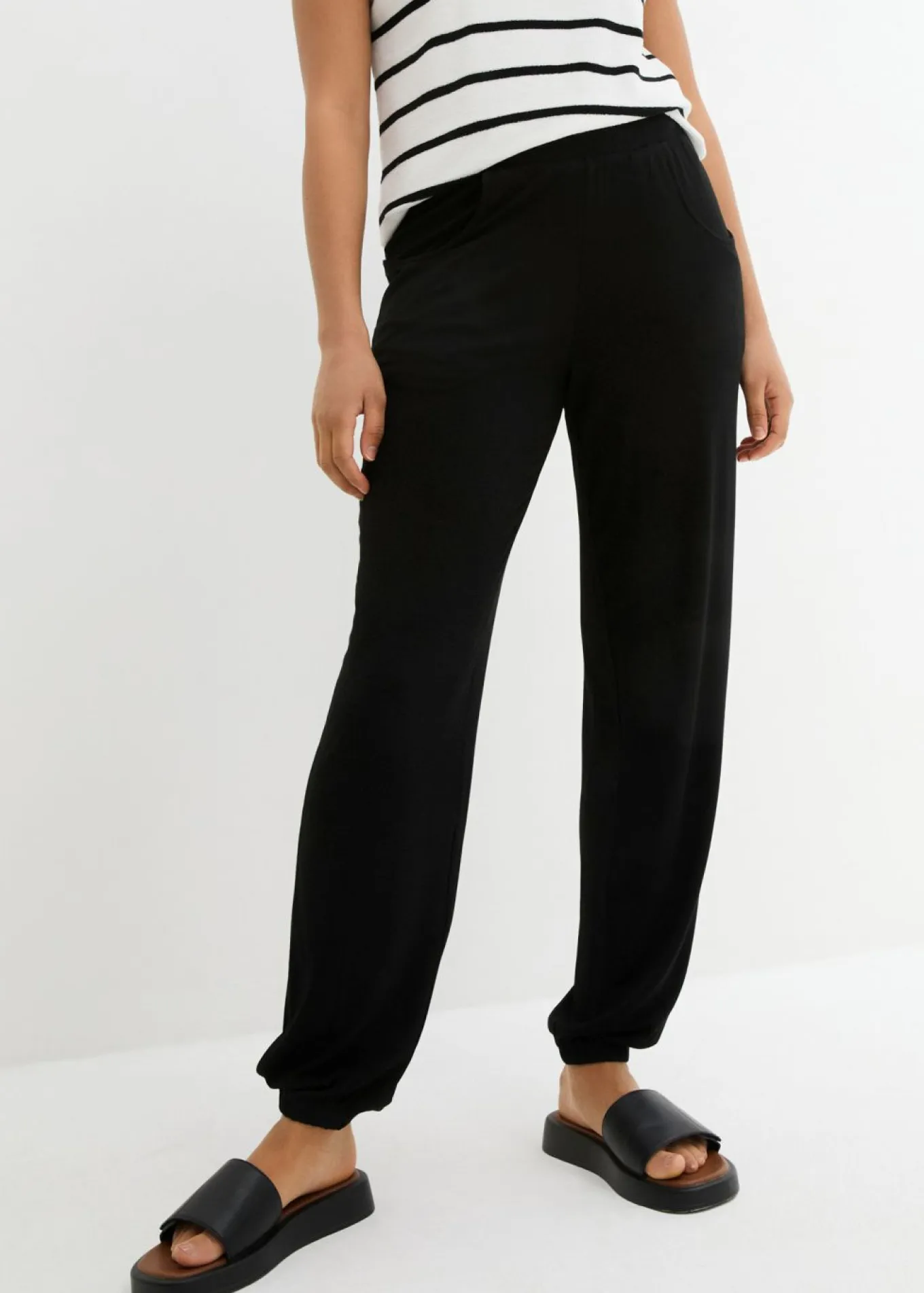 Pantalón de punto con cinturilla cómoda