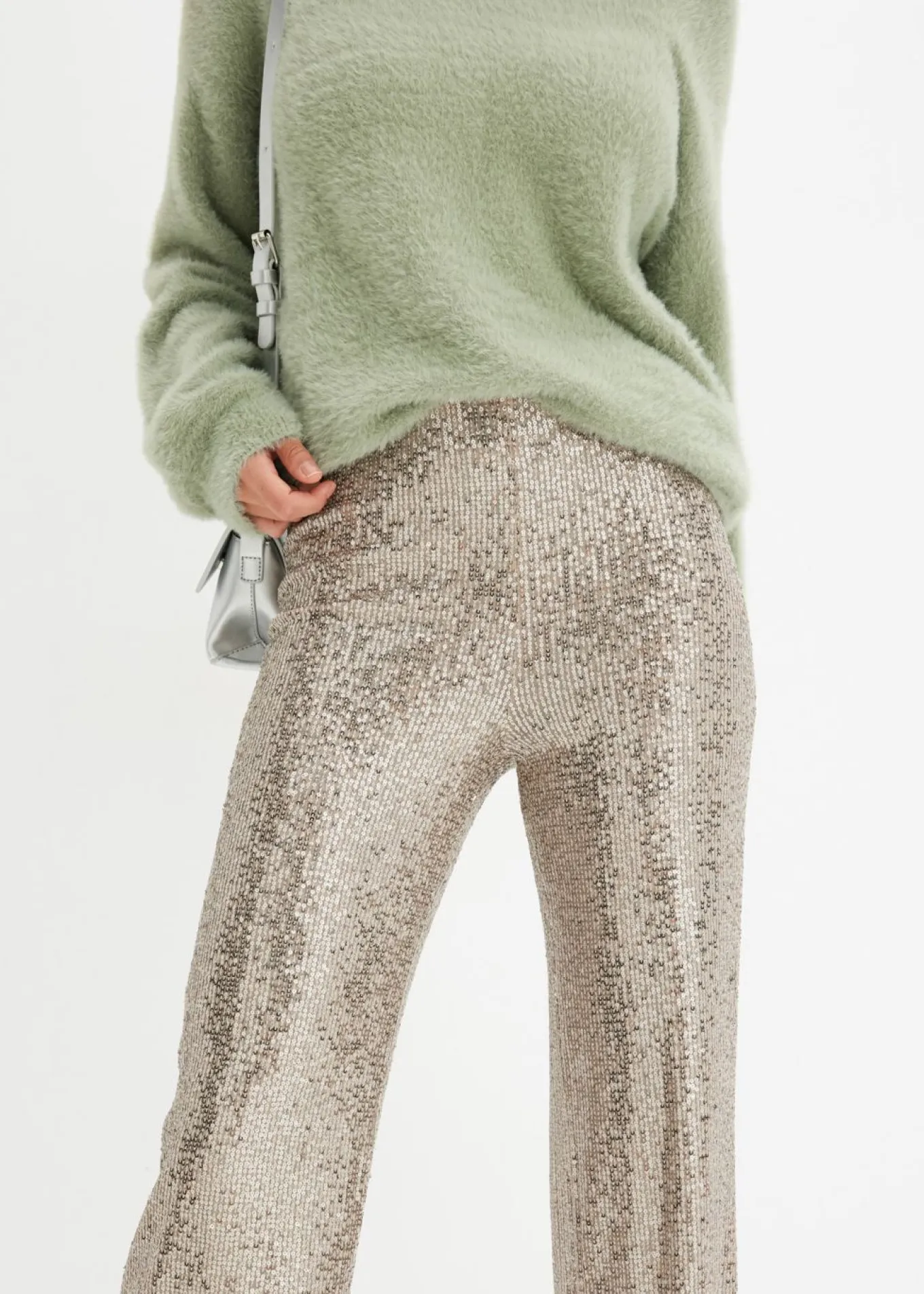 Pantalón de punto con lentejuelas