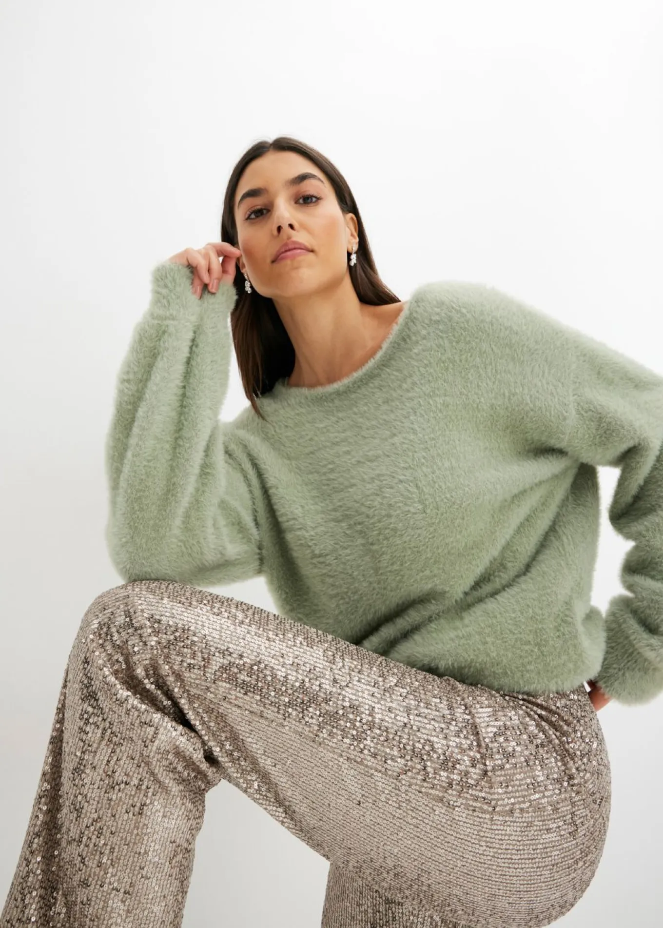 Pantalón de punto con lentejuelas