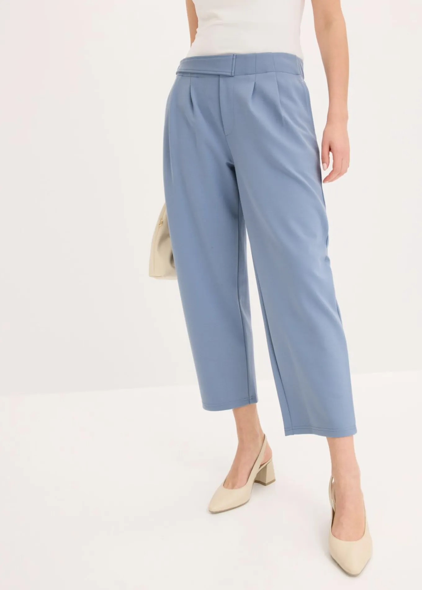 Pantalón de punto con pinzas