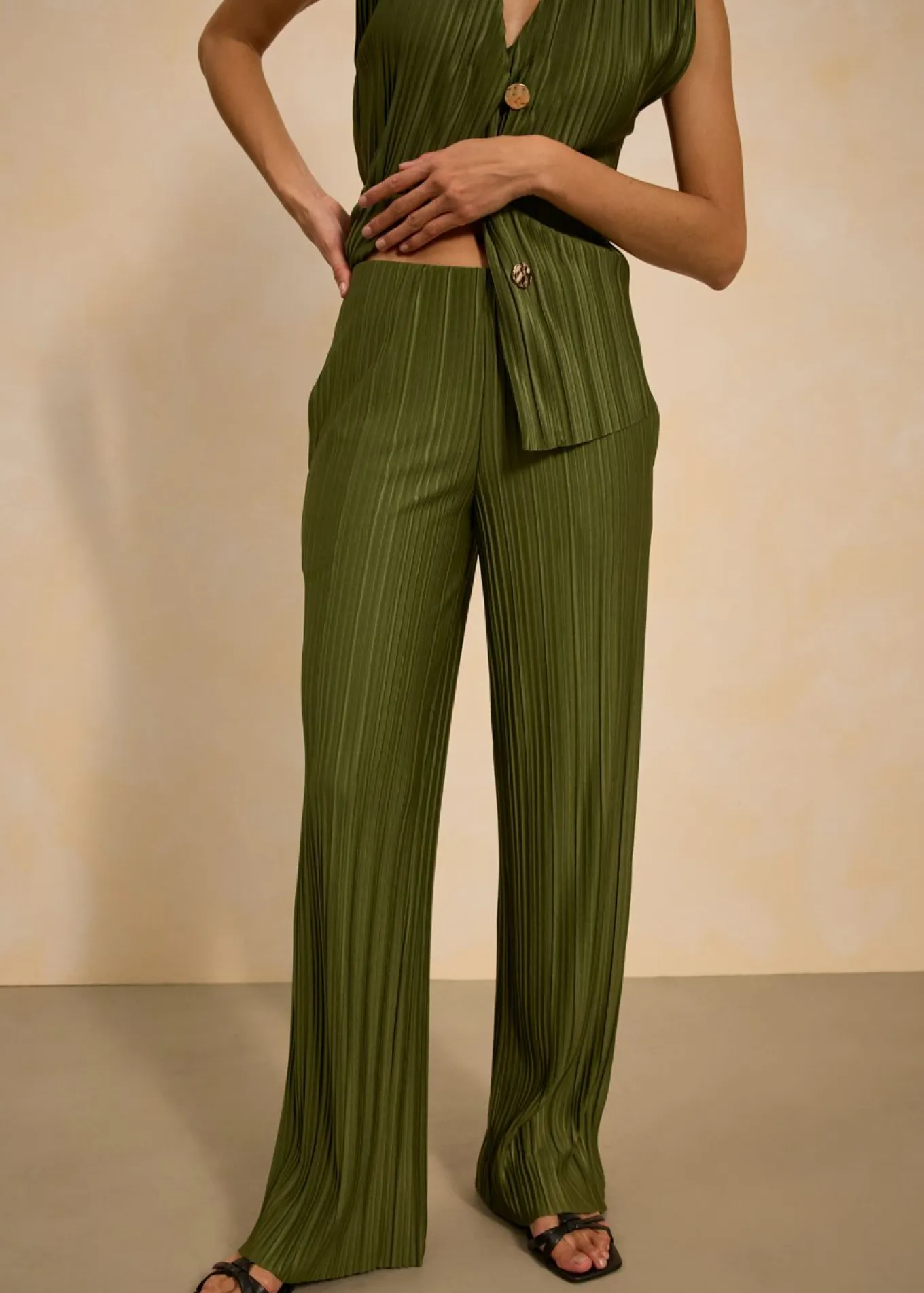 Pantalón de punto con plisado