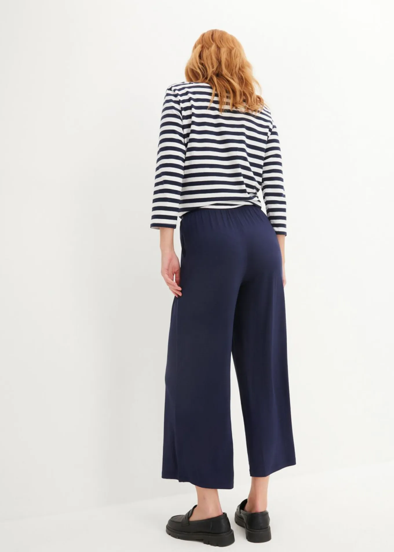Pantalón de punto de mezcla de viscosa fluida, largo 7/8