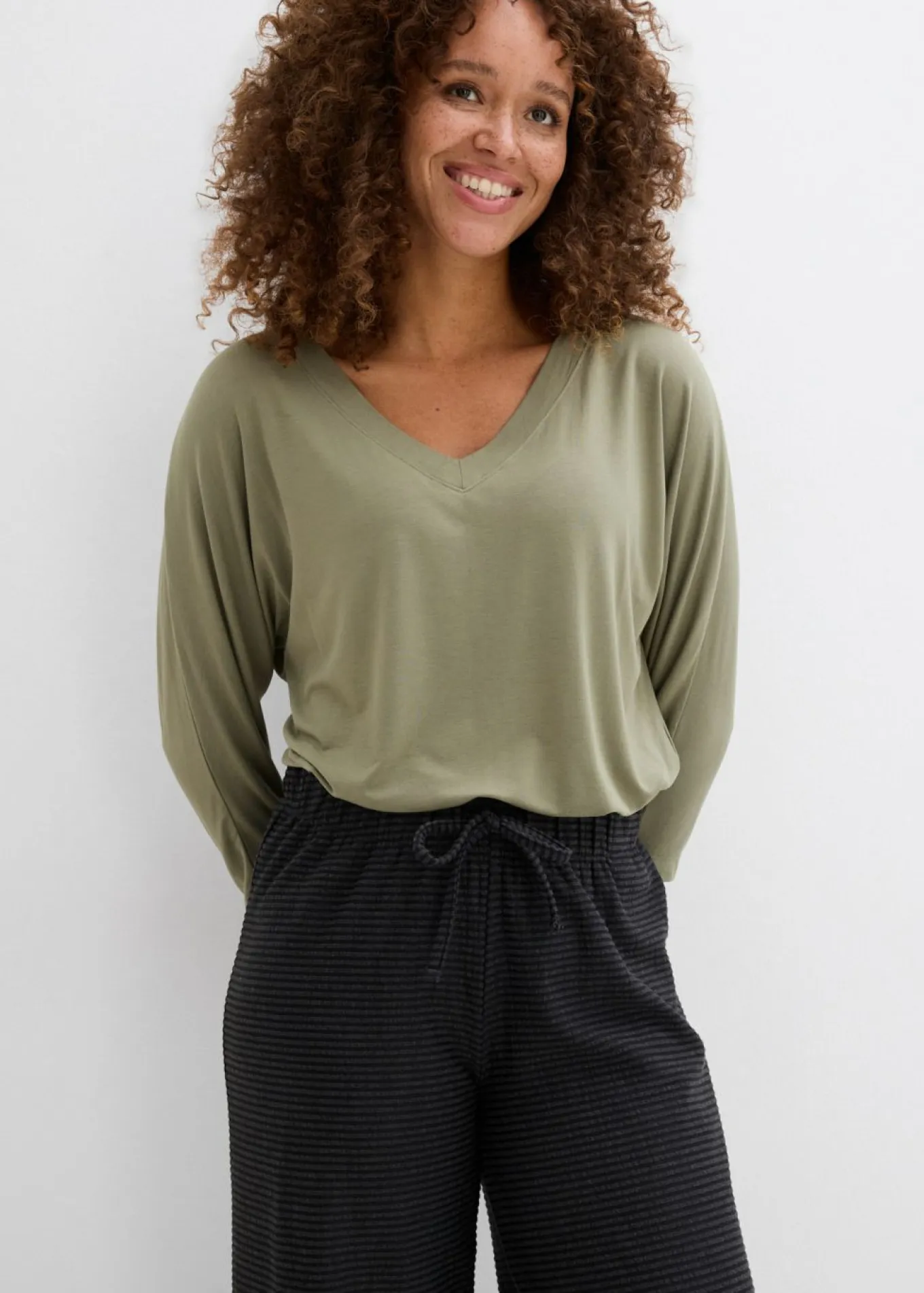Pantalón de punto de mezcla de algodón con cordón y diseño de rayas