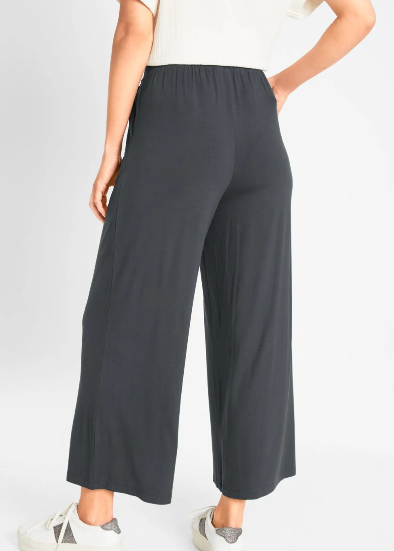 Pantalón de punto de mezcla de viscosa fluida, largo 7/8