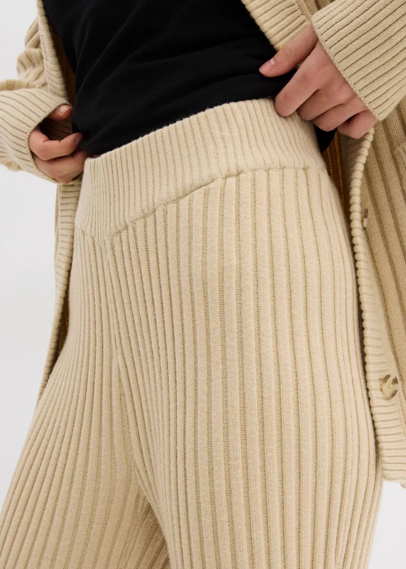 Pantalón de punto de mezcla de viscosa suave