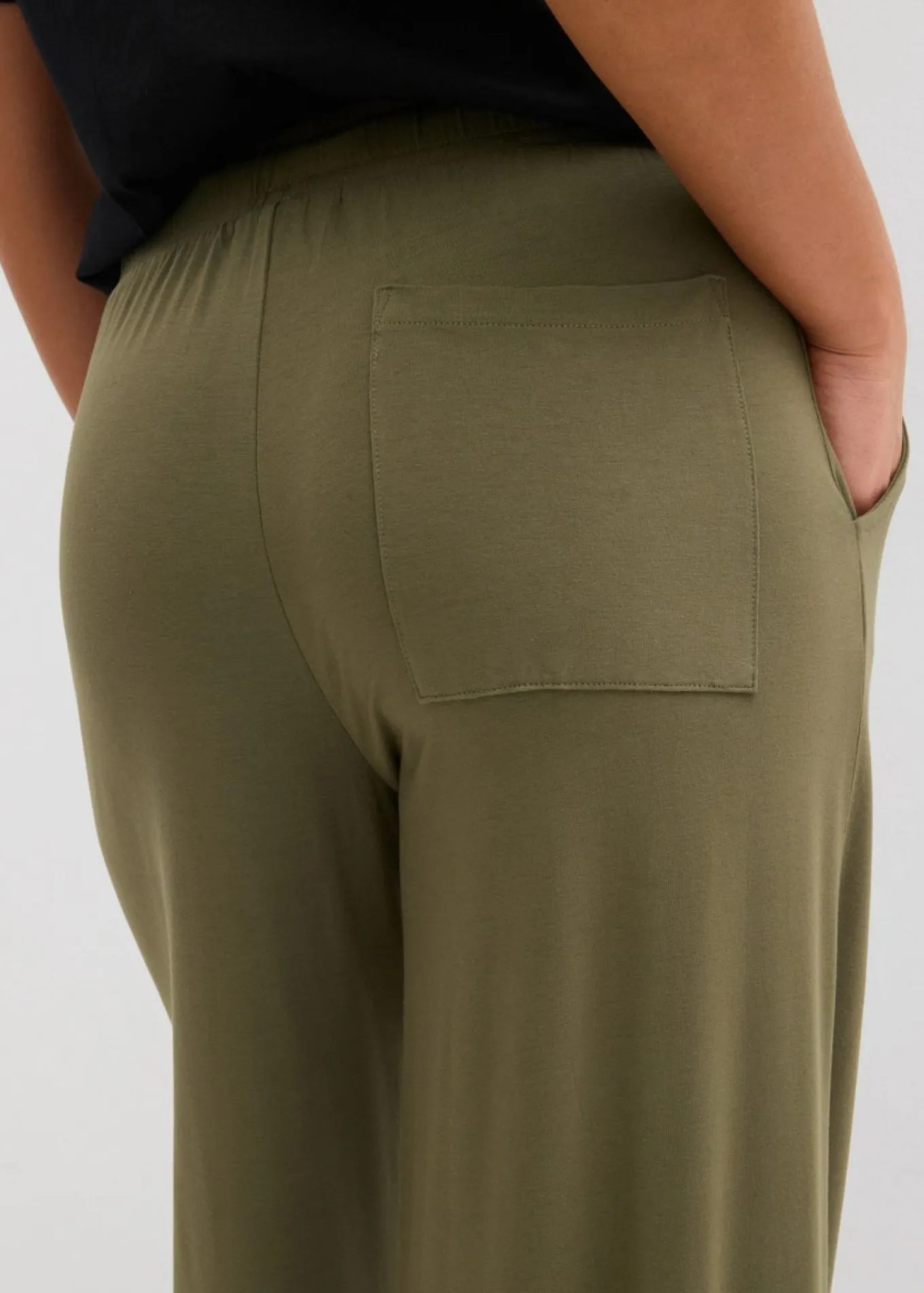Pantalón de punto de mezcla de viscosa fluida