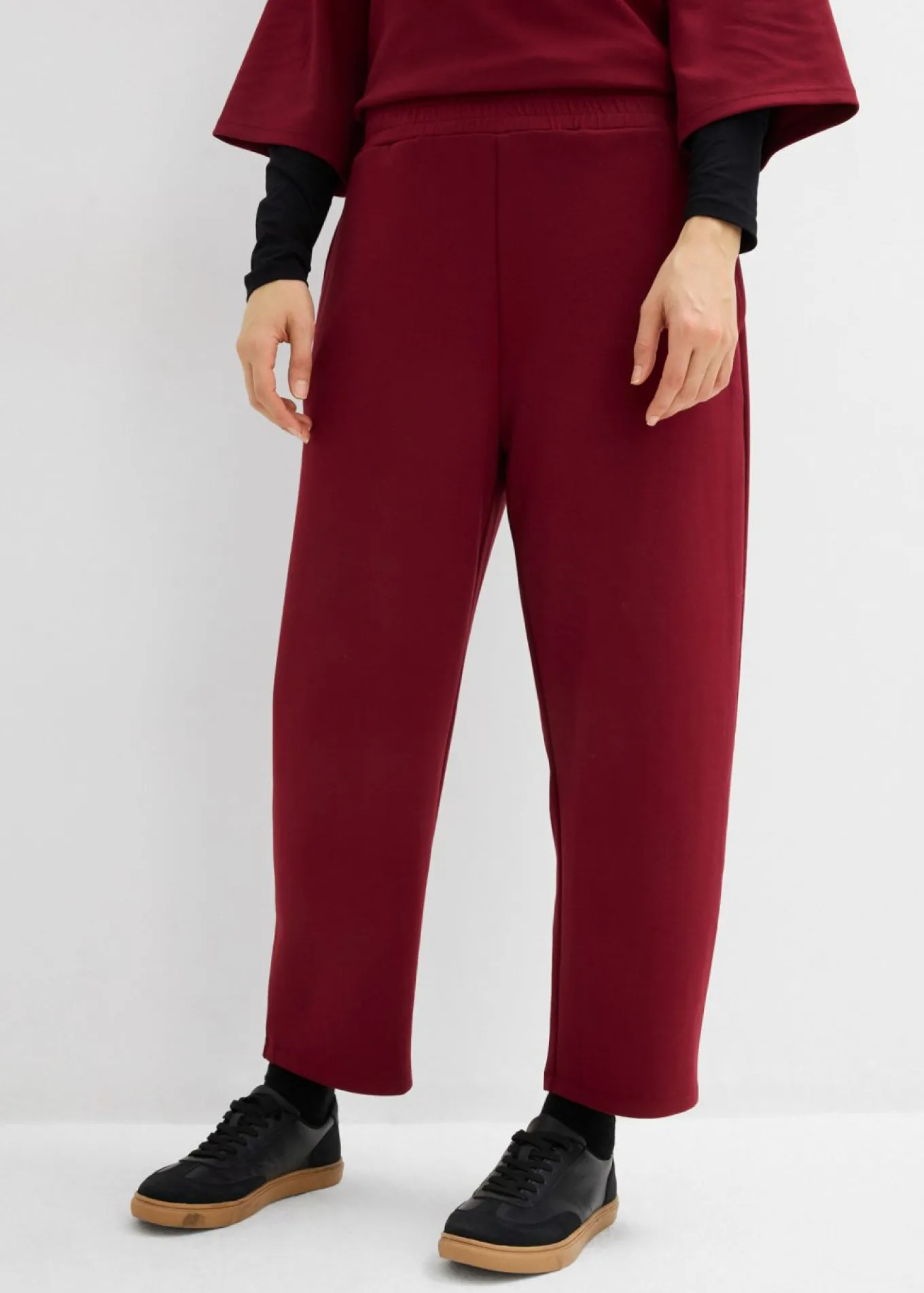 Pantalón de punto de neopreno con corte barrel