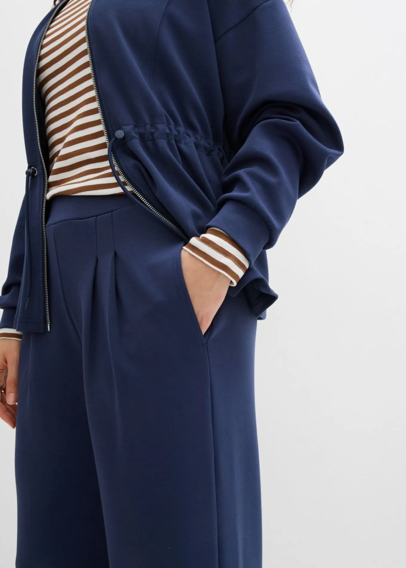 Pantalón de punto de neopreno con pinzas
