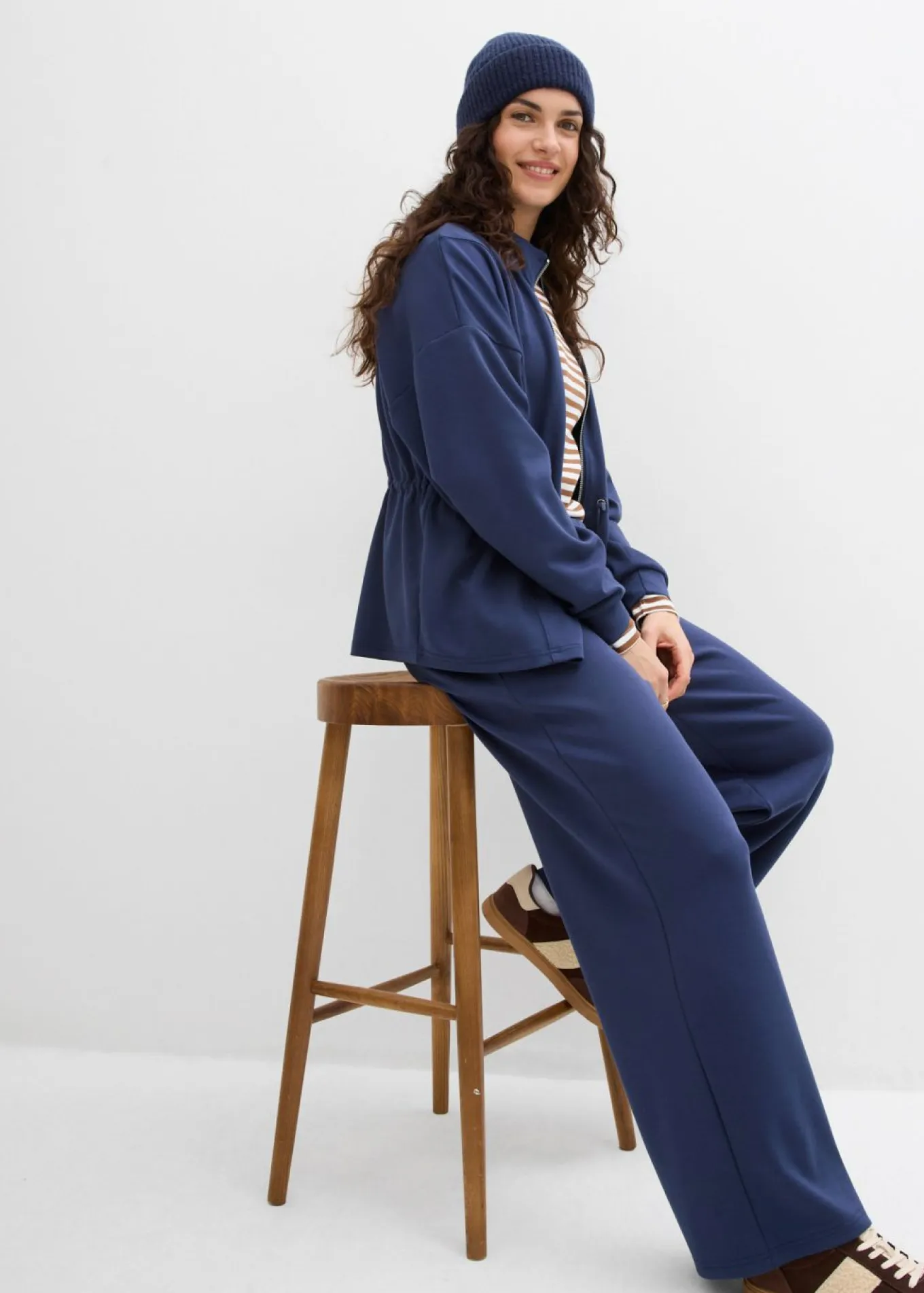 Pantalón de punto de neopreno con pinzas
