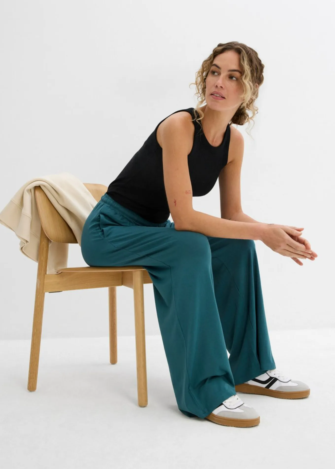 Pantalón de punto de viscosa fluida