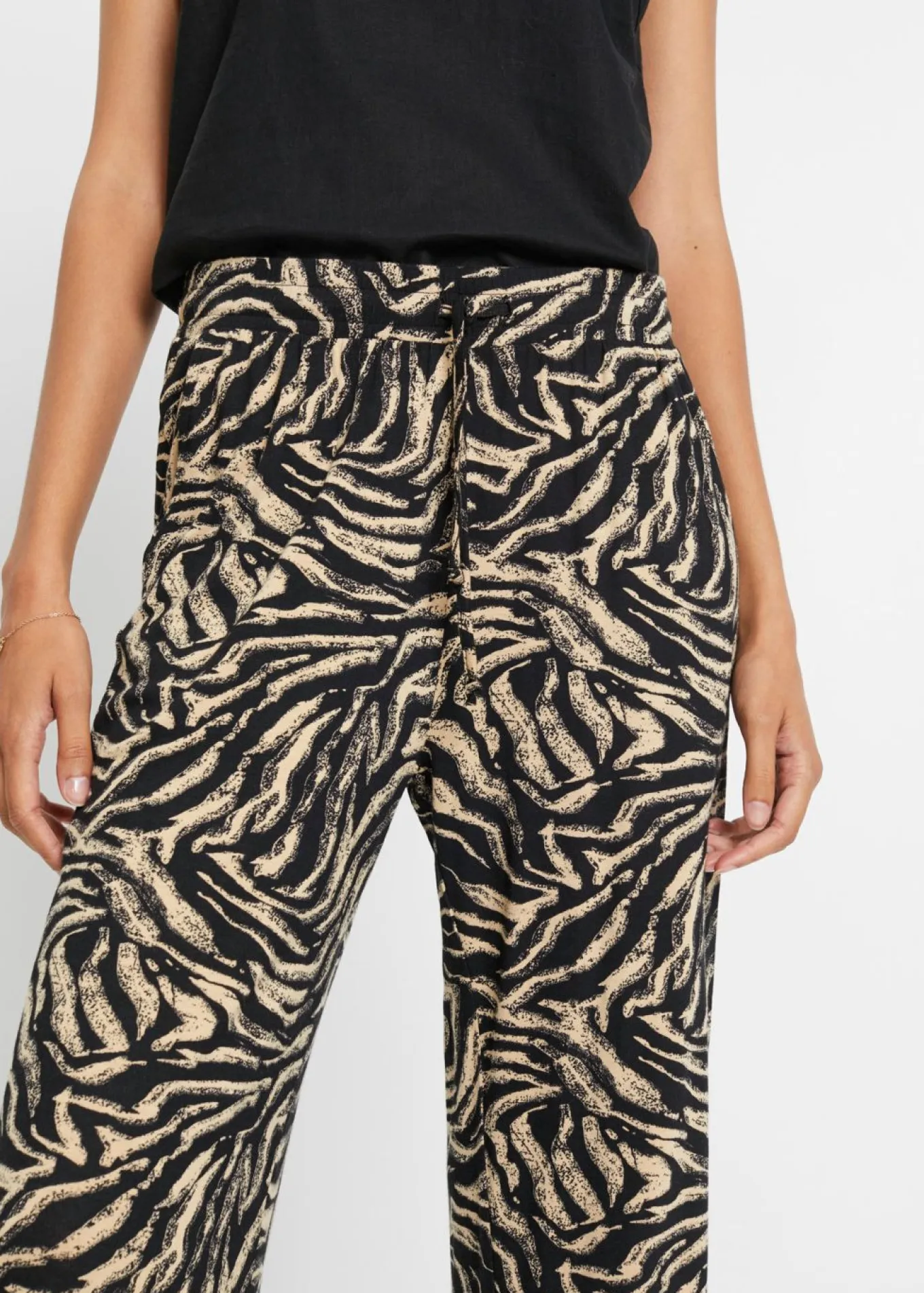 Pantalón de punto de viscosa fluida