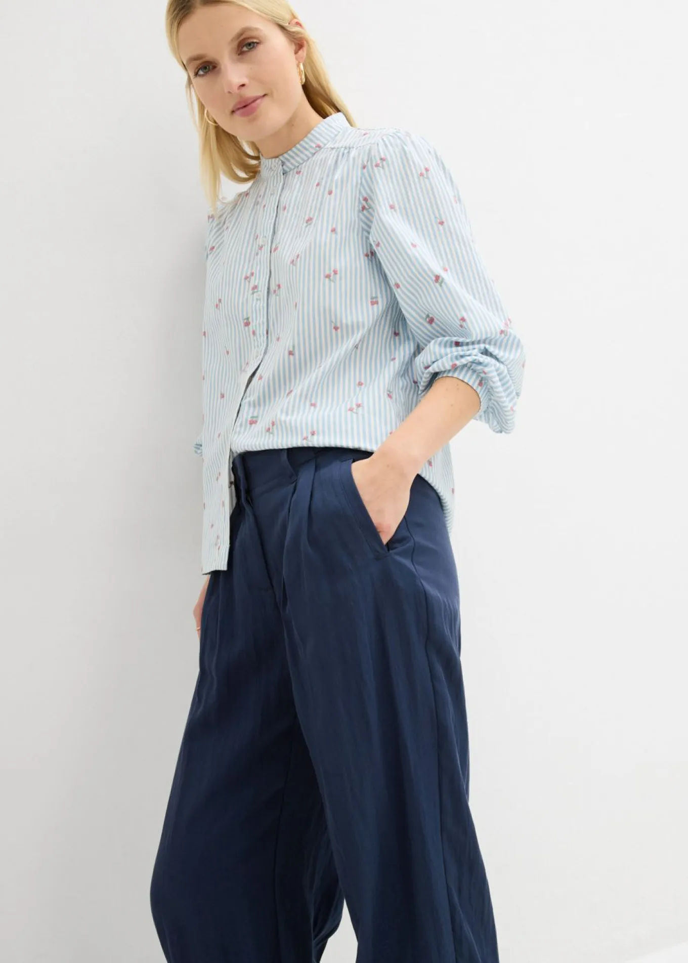 Pantalón de sarga con ajuste en la cintura